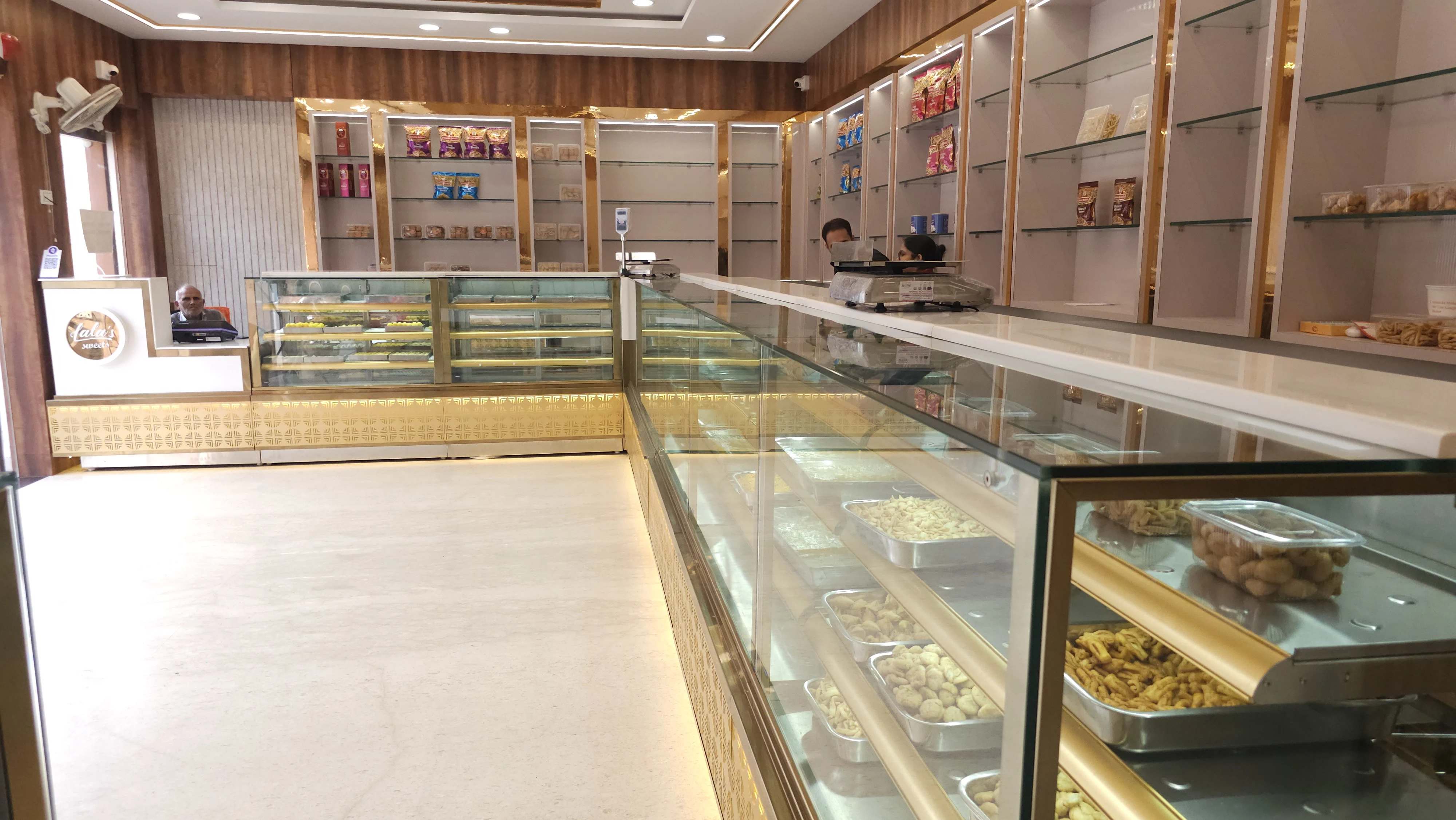 Lala's Sweet's